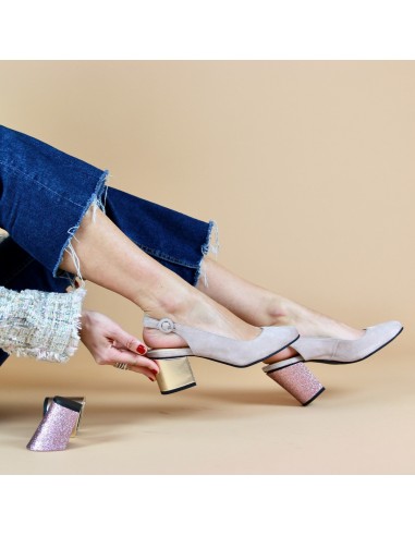 Slingbacks Saint-Honoré Nude s'inspire de l'anatomie humaine